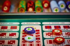 rk66 live blackjack table with professional dealer and multilingual support